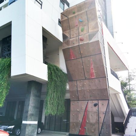 Cordova Suites Semarang Zewnętrze zdjęcie