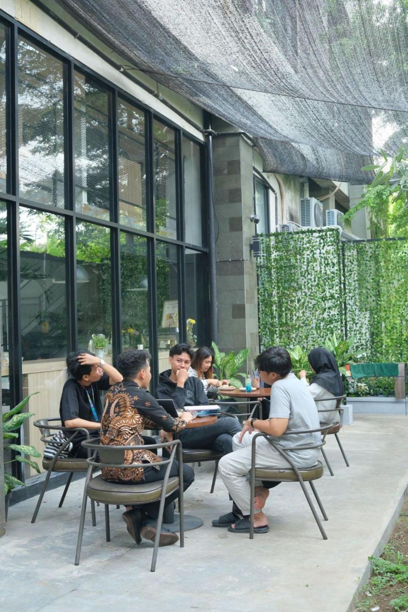 Cordova Suites Semarang Zewnętrze zdjęcie